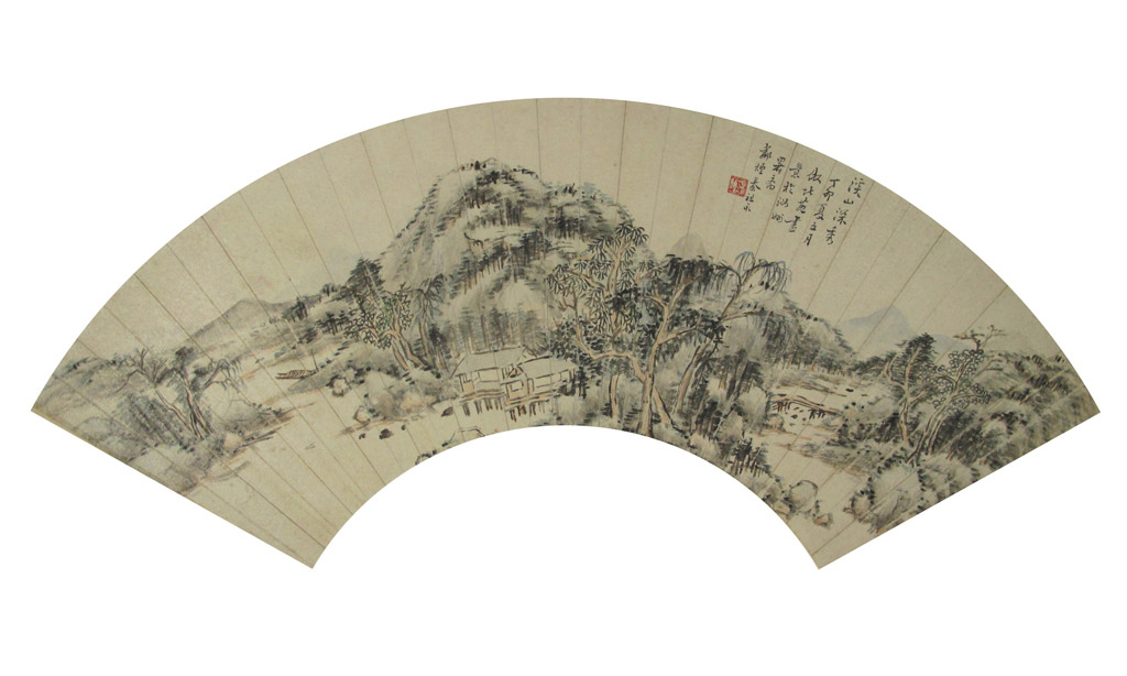 溪山深秀图。年代：1867夏。款识：溪山深秀。丁卯夏五月似北苑1画意於汝州署斋。邻烟秦祖永。铃印：楞烟（白）。设色纸本扇面 53 x 16 cm